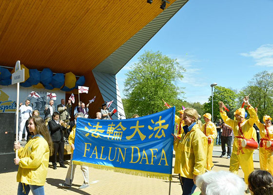 Image for article Latvia Falun Dafa Group Joins Annual Cultural Festival